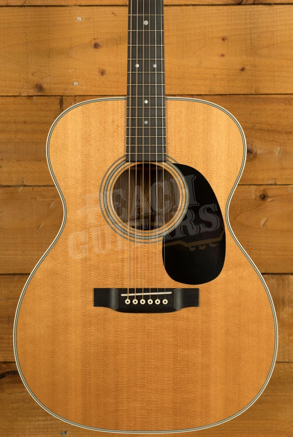 Martin Standard 000-28 *Used*