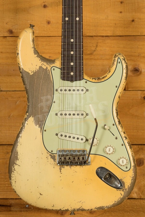 Fender Custom Shop '61 Strat Dale Wilson Ultra Relic Vintage White 