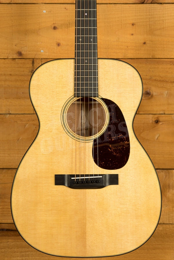 Martin Standard Series | 00-18