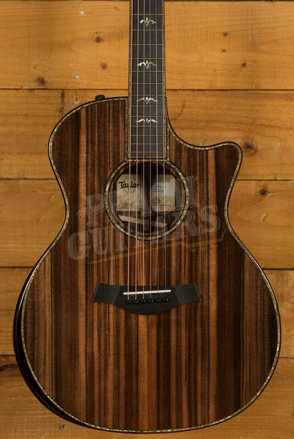 Taylor 914ce LTD - Macassar Ebony & Stripy Sinker Redwood