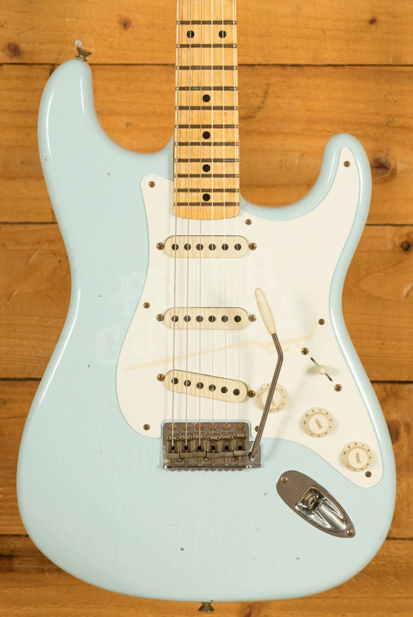 Fender Custom Shop 57 Strat - Journeyman Relic Sonic Blue