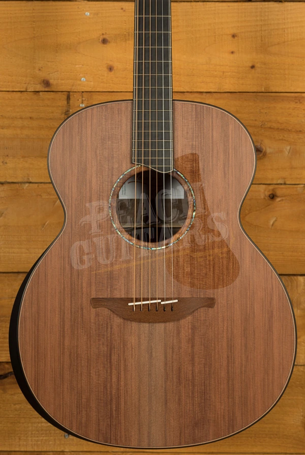 Lowden O-50 | Master Grade Walnut - Master Grade Sinker Redwood