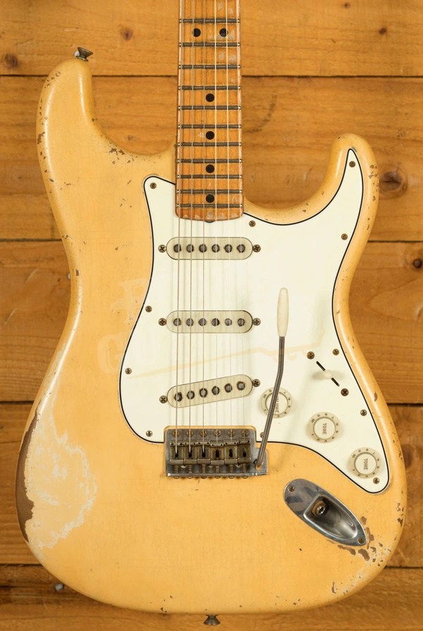 Fender Custom Shop Masterbuilt Dale Wilson 69 Strat - Relic Vintage White