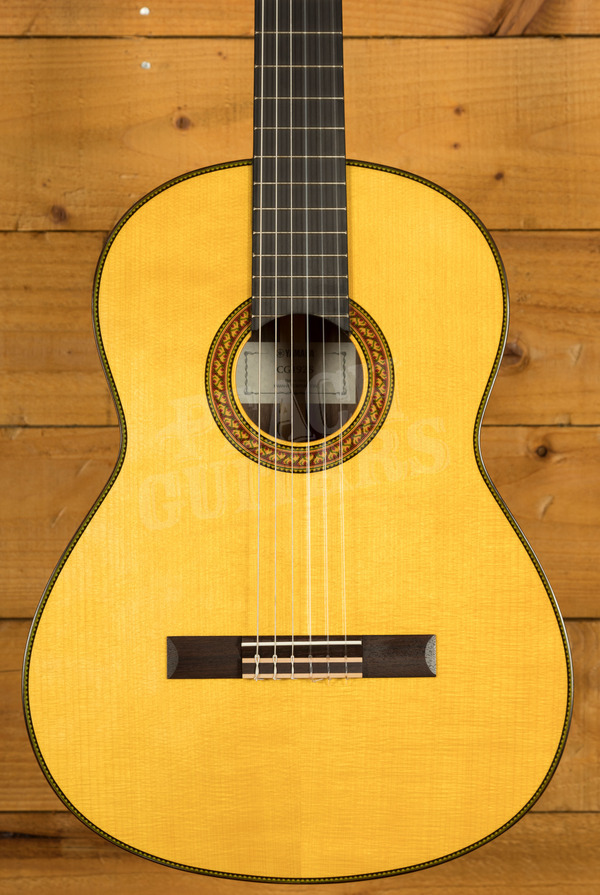 Yamaha CG192S Solid Spruce Top Classical Natural