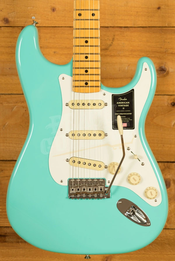 Fender American Vintage II 1957 Stratocaster - Maple - Sea Foam Green