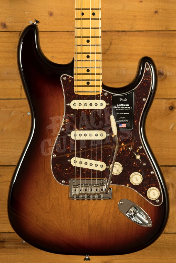 Fender American Professional II Stratocaster - Maple - 3-Colour Sunburst