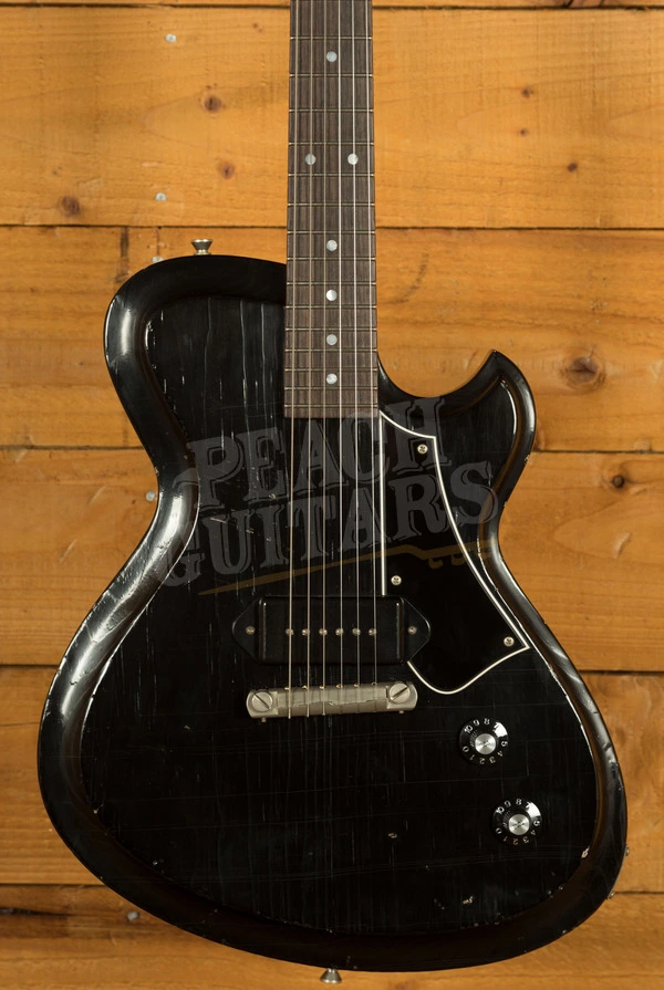 Novo Nucleus Solus M1 | Bull Black - Black Pickguard