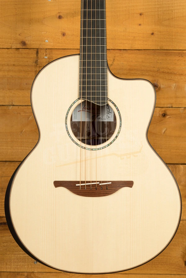 Lowden Pierre Bensusan | AAAA Madagascar Rosewood - AAAA Adirondack Spruce