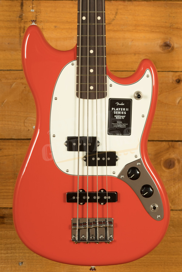 Fender Player II Mustang Bass PJ | Coral Red