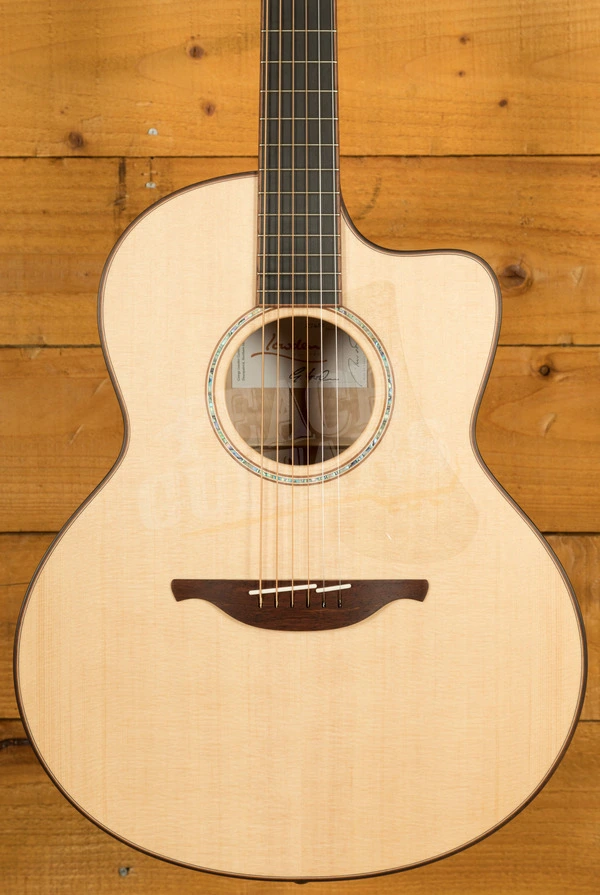 Lowden Alex De Grassi | AAAA Quilted Maple - AAAA Sitka Spruce