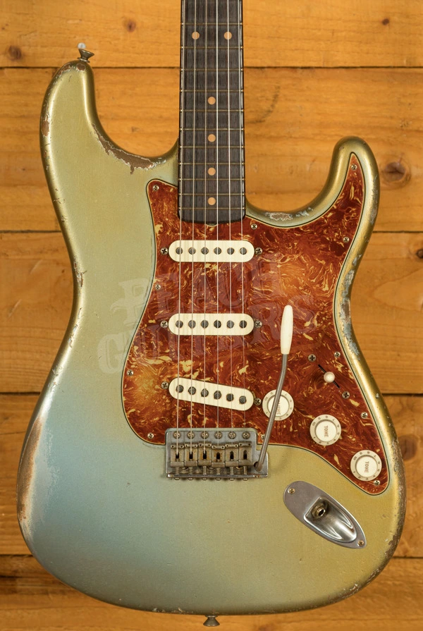 Fender Custom Shop Masterbuilt Dale Wilson 59 Stratocaster - Relic Ice Blue Metallic