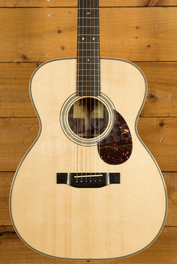 Eastman Traditional | E20OM - Orchestra - Natural