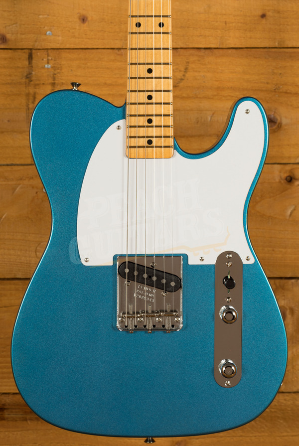 Fender Limited Edition 70th Anniversary Esquire | Maple - Lake Placid Blue