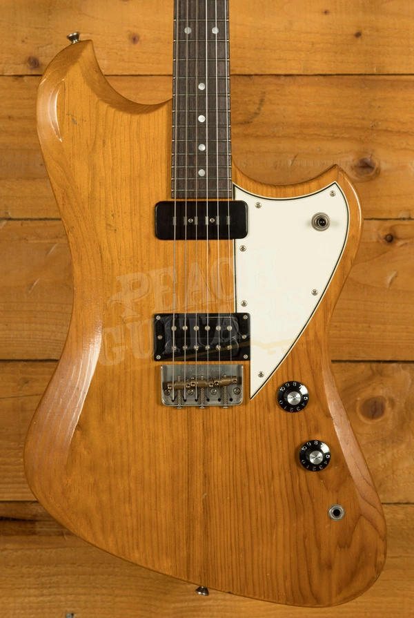 Novo Nucleus Voltur V2 | Amber - Parchment Pickguard