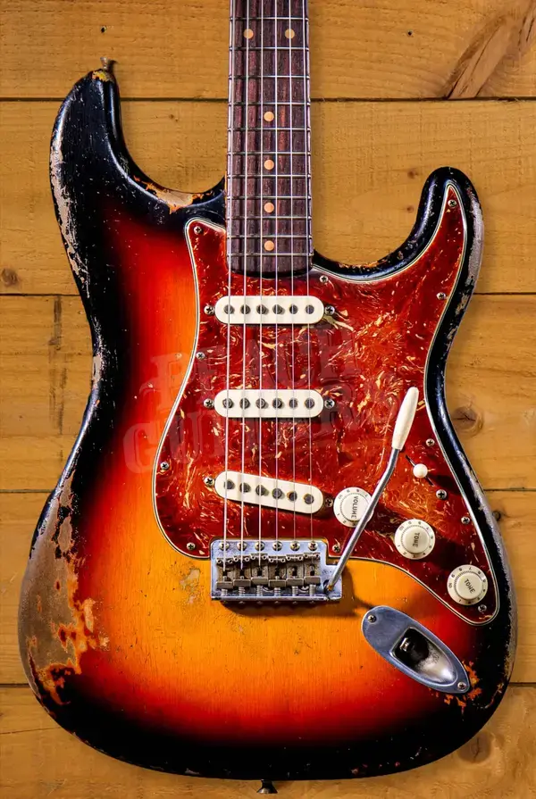 Fender Custom Shop Masterbuilt Dale Wilson 59 Strat - Relic Faded 3-Tone Sunburst