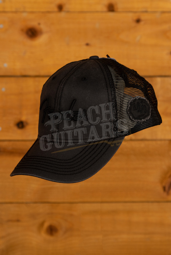 Fender Accessories, Silver Thread Logo Snapback Trucker Hat - Black - One  Size Fits Most