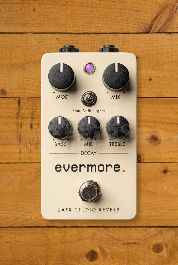 Universal Audio Evermore Studio Reverb Guitar Pedal