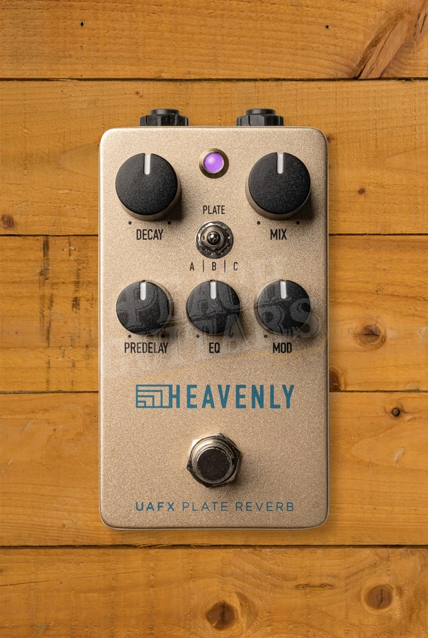 Universal Audio Heavenly Plate Reverb Guitar Pedal