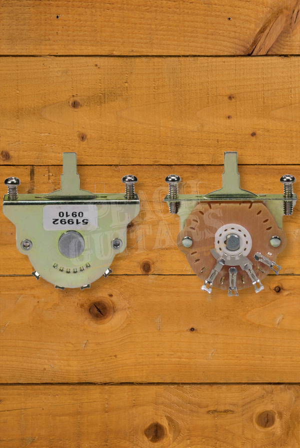 Oak Grigsby Lever Switch | 3-Way