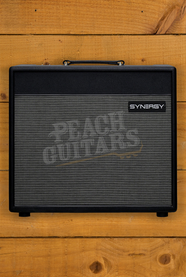 Synergy SYN-30C 3 Channel 30w Combo