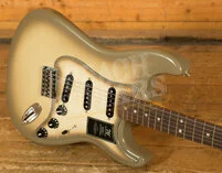 Fender 70th Anniversary Vintera II Stratocaster - Rosewood - Antigua