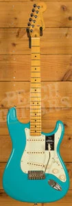 Fender American Professional II Stratocaster - Maple - Miami Blue