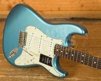 Fender Limited Edition Vintera II Road Worn '60s Stratocaster - Rosewood - Lake Placid Blue