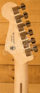Fender Player Stratocaster HSS | Maple - Silver