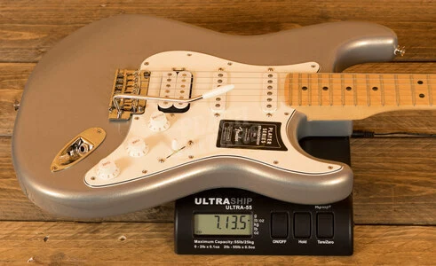 Fender Player Stratocaster HSS | Maple - Silver