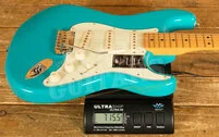 Fender American Professional II Stratocaster - Maple - Miami Blue