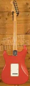 Fender Player II Stratocaster - Rosewood - Coral Red