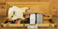 Fender Custom Shop Masterbuilt Levi Perry 56 Strat - Relic Aged Olympic White