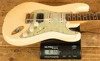 Fender Custom Shop 60 HSS Strat - Journeyman Relic Aged Vintage White