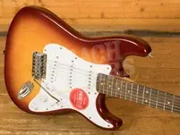 Squier Sonic Stratocaster - Laurel - Sienna Sunburst