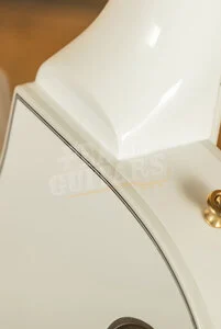 Gibson Custom Les Paul Custom w/Ebony Fingerboard Gloss | Alpine White *B-Stock*