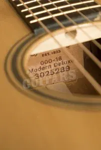 Martin Modern Deluxe Series | 000-18 Modern Deluxe