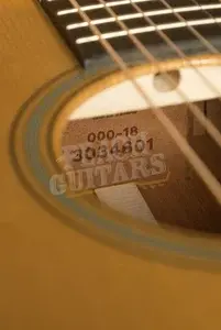 Martin Standard Series | 000-18 *2025 Spec*