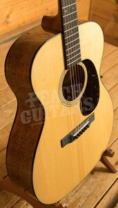 Martin Standard Series | 000-18 *2025 Spec*