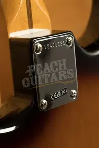 Fender American Vintage II 1957 Stratocaster - Maple - 2-Colour Sunburst