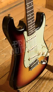 Fender Custom Shop 61 Strat - Journeyman Relic 3-Tone Sunburst