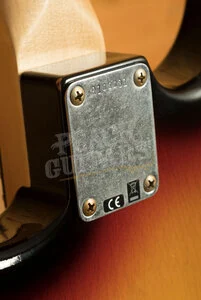 Fender Custom Shop 61 Strat - Journeyman Relic 3-Tone Sunburst