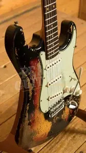 Fender Custom Shop 59 Strat - Super Heavy Relic Black/3-Tone Sunburst