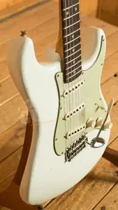 Fender Custom Shop 60 Strat - Journeyman Relic Olympic White