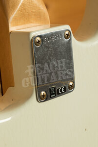 Fender Custom Shop '61 Strat Journeyman Relic Aged Olympic White