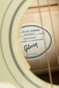 Gibson SJ-200 Standard | Classic White