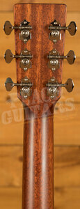 Eastman Traditional Solid Deluxe E1OM-DLX | Natural