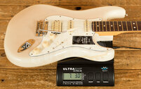 Fender Player II Stratocaster HSS Chambered | White Blonde