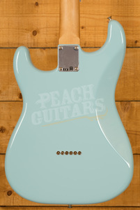Fender Noventa Strat Maple Daphne Blue