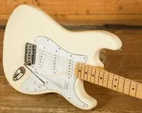 Fender Standard Stratocaster Maple Olympic White