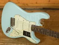 Fender Vintera III Early '60s Stratocaster - Rosewood - Sonic Blue